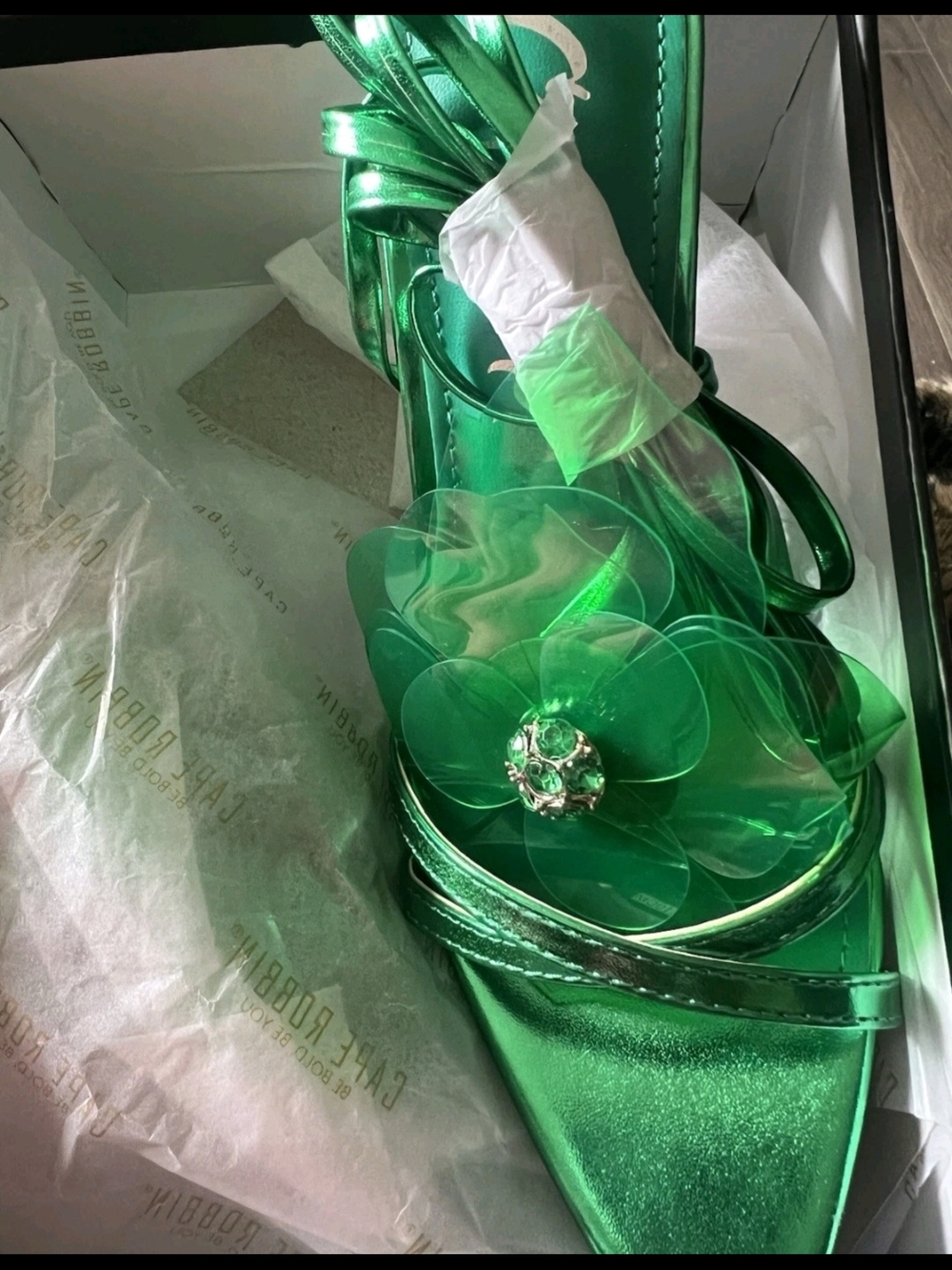 Cape Robbin Metallic Emerald Green Strappy Stiletto Heels - Picture 3 of 3